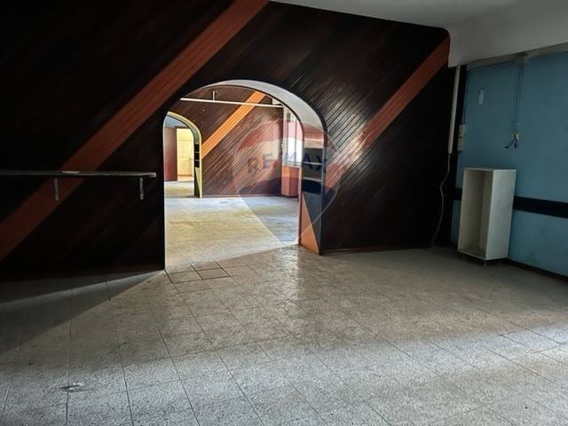 negozio in vendita a Cesena in zona Centro Storico
