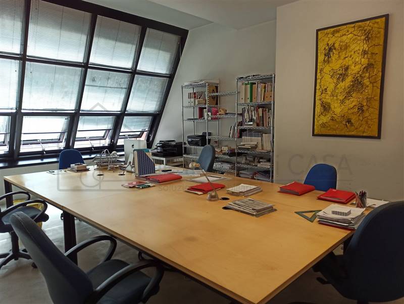 ufficio in vendita a Cesena in zona Centro Storico