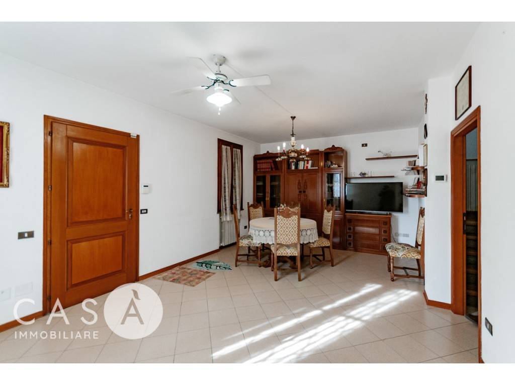 casa indipendente in vendita a Cesena in zona Marcorano