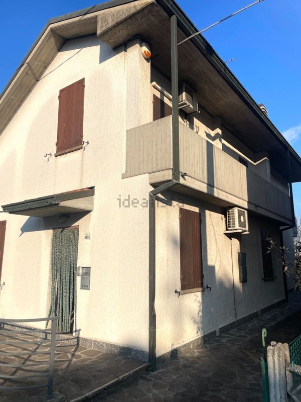 appartamento in vendita a Cesena in zona Marcorano