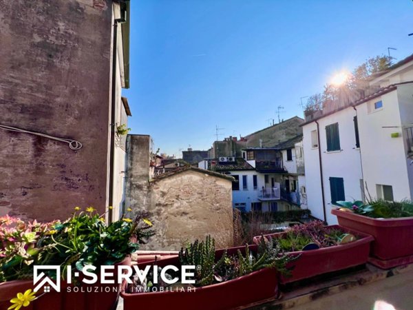 appartamento in vendita a Cesena in zona Centro Storico