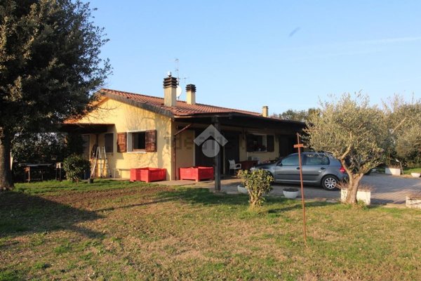casa indipendente in vendita a Cesena in zona San Vittore