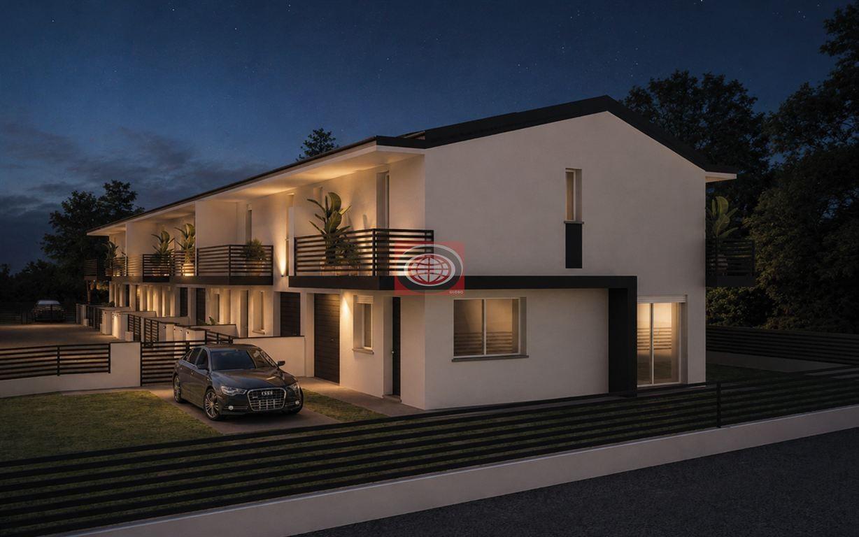 casa indipendente in vendita a Cesena in zona Marcorano