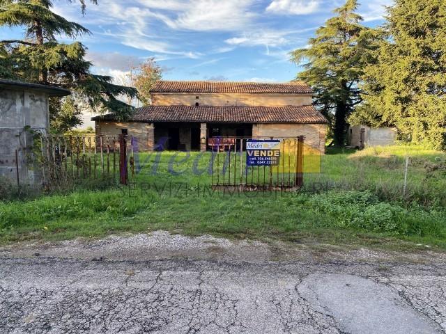 casa indipendente in vendita a Cesena in zona Sant'Egidio