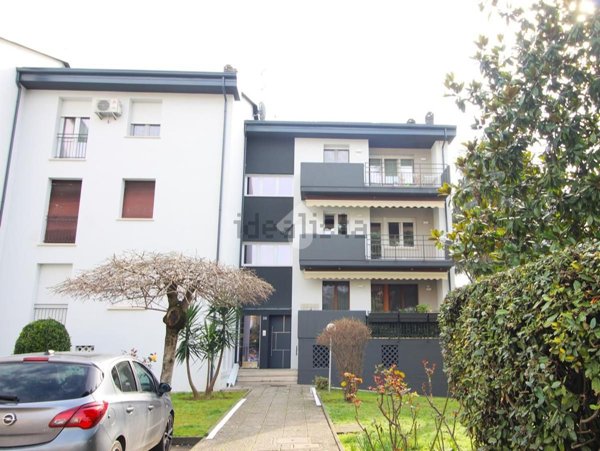 appartamento in vendita a Cesena in zona Centro Storico