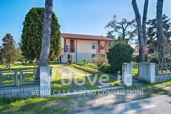 casa indipendente in vendita a Cesena