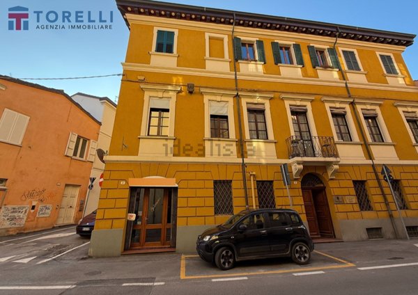 appartamento in vendita a Cesena in zona Centro Storico
