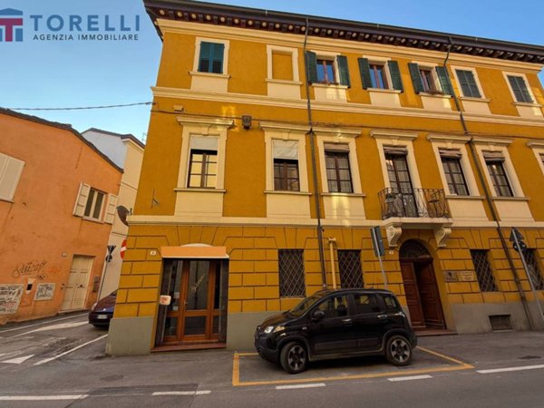 appartamento in vendita a Cesena in zona Centro Storico
