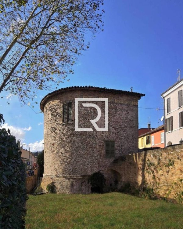 casa indipendente in vendita a Cesena
