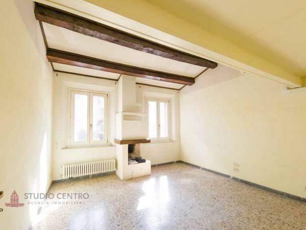 casa indipendente in vendita a Cesena