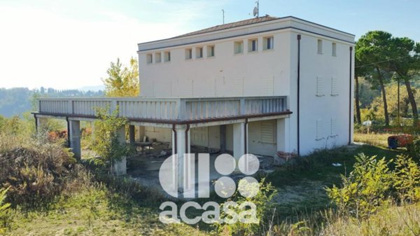 casa indipendente in vendita a Cesena in zona San Tomaso
