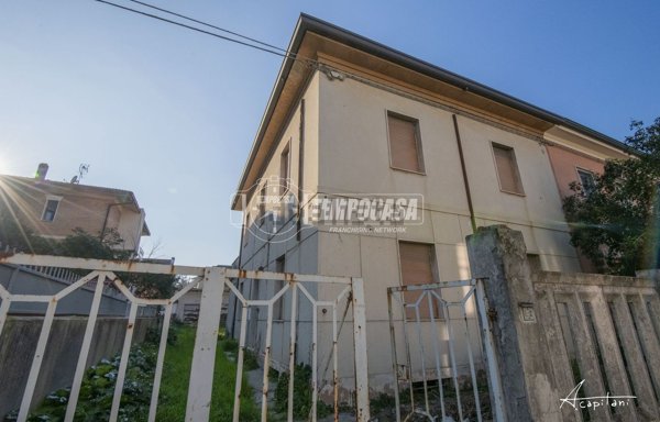 appartamento in vendita a Cesena in zona Centro Storico