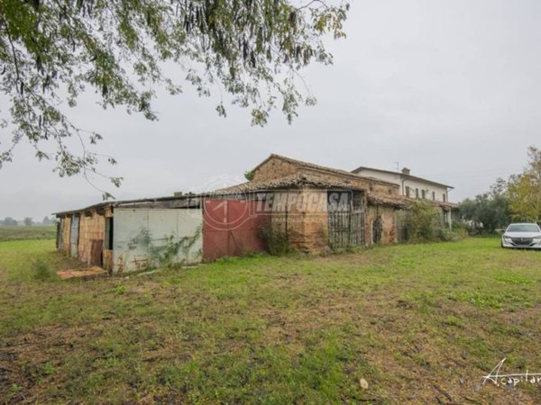 casa indipendente in vendita a Cesena in zona San Cristoforo