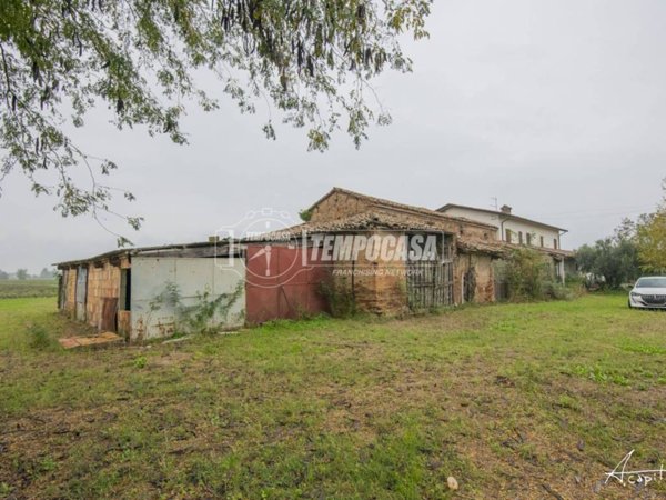 casa indipendente in vendita a Cesena in zona San Cristoforo