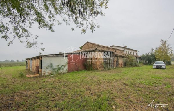 casa indipendente in vendita a Cesena in zona San Cristoforo
