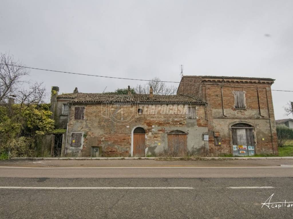 rudere in vendita a Cesena