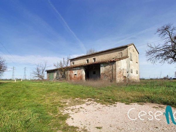 casa indipendente in vendita a Cesena in zona San Cristoforo