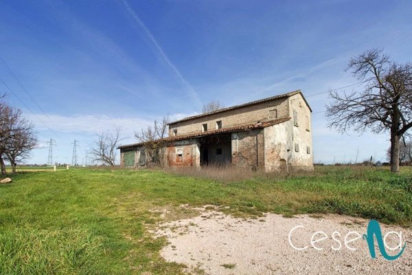 casa indipendente in vendita a Cesena in zona San Cristoforo