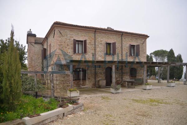 casa indipendente in vendita a Cesena in zona Bora