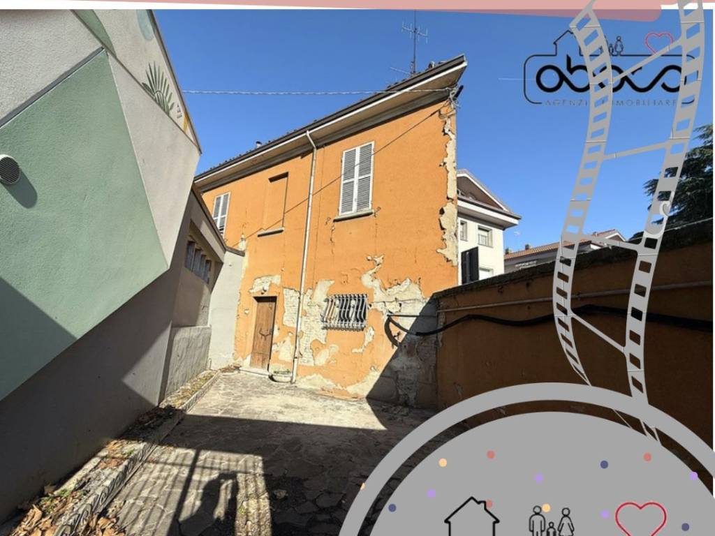 casa indipendente in vendita a Cesena