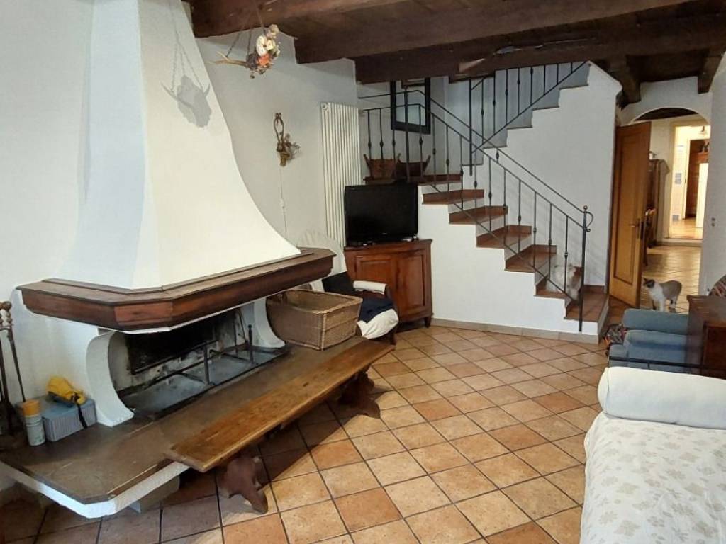 casa indipendente in vendita a Cesena