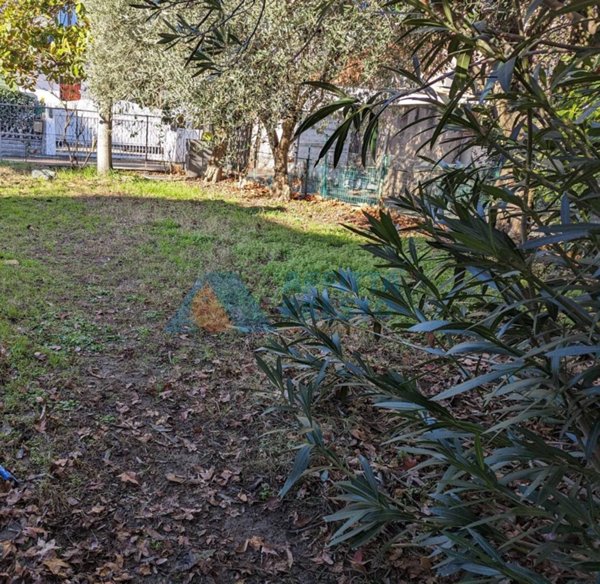 casa indipendente in vendita a Cesena in zona Vigne