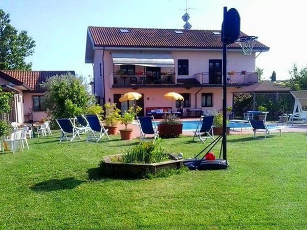 casa indipendente in vendita a Cesena