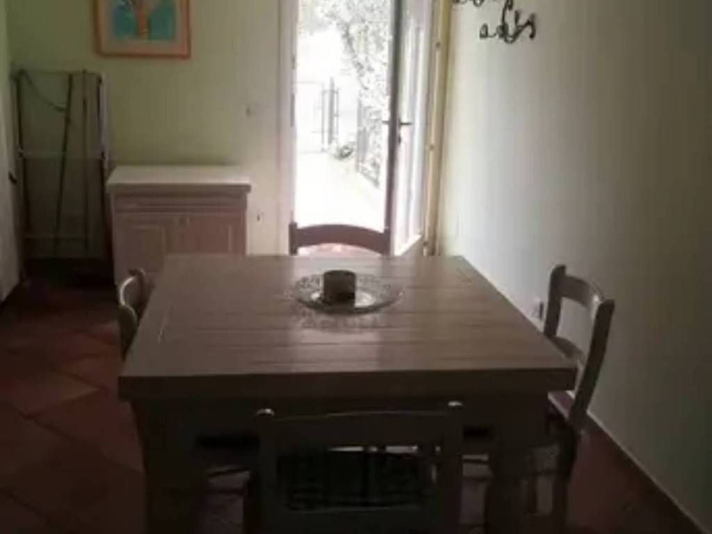 casa indipendente in vendita a Cesena in zona Centro Storico