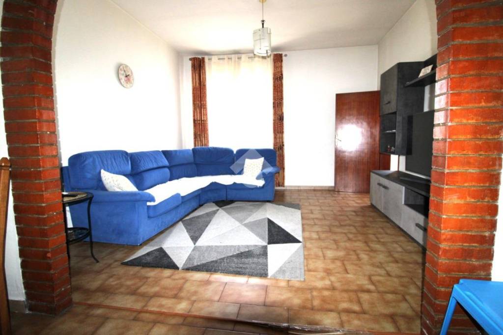 casa indipendente in vendita a Cesena in zona Calabrina