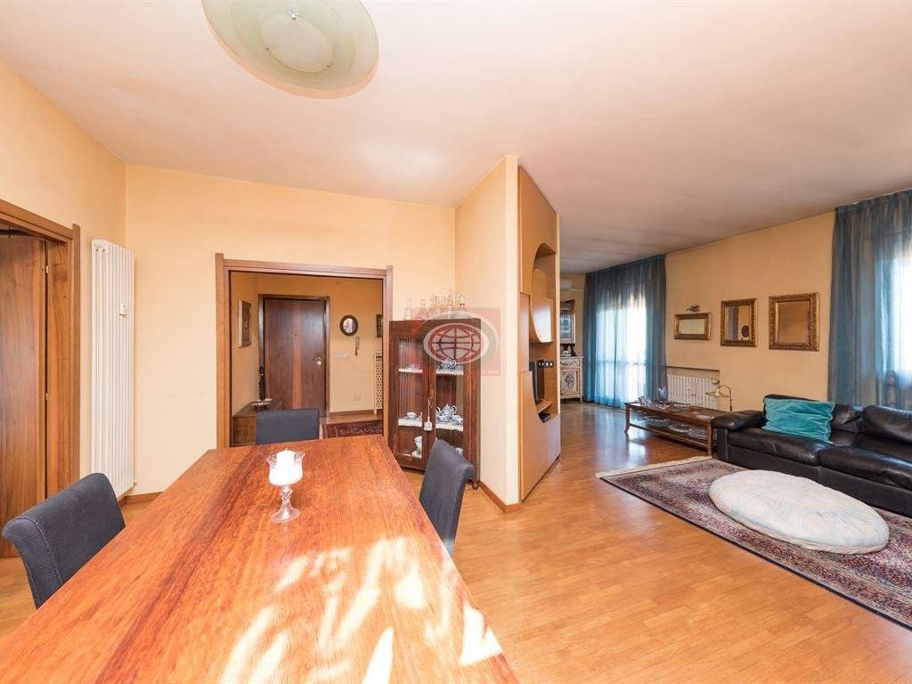 appartamento in vendita a Cesena in zona Centro Storico