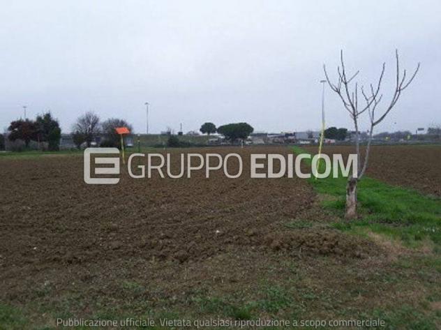 terreno edificabile in vendita a Cesena in zona Pievesestina