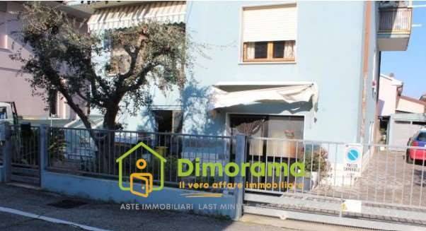 appartamento in vendita a Cesena in zona Vigne