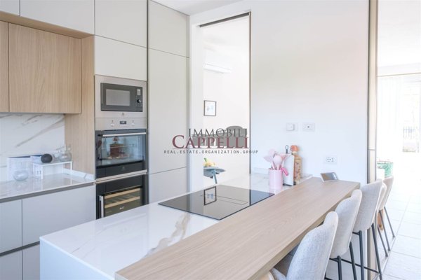 casa indipendente in vendita a Cesena in zona Barriera