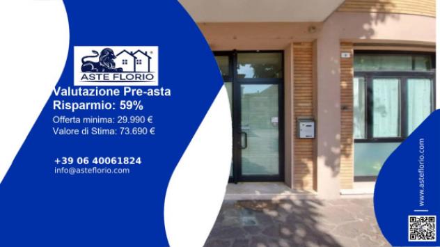 negozio in vendita a Cesena in zona Centro Storico