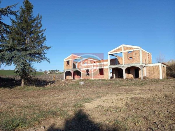 casa indipendente in vendita a Cesena in zona Calisese
