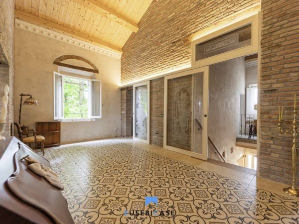 casa indipendente in vendita a Cesena