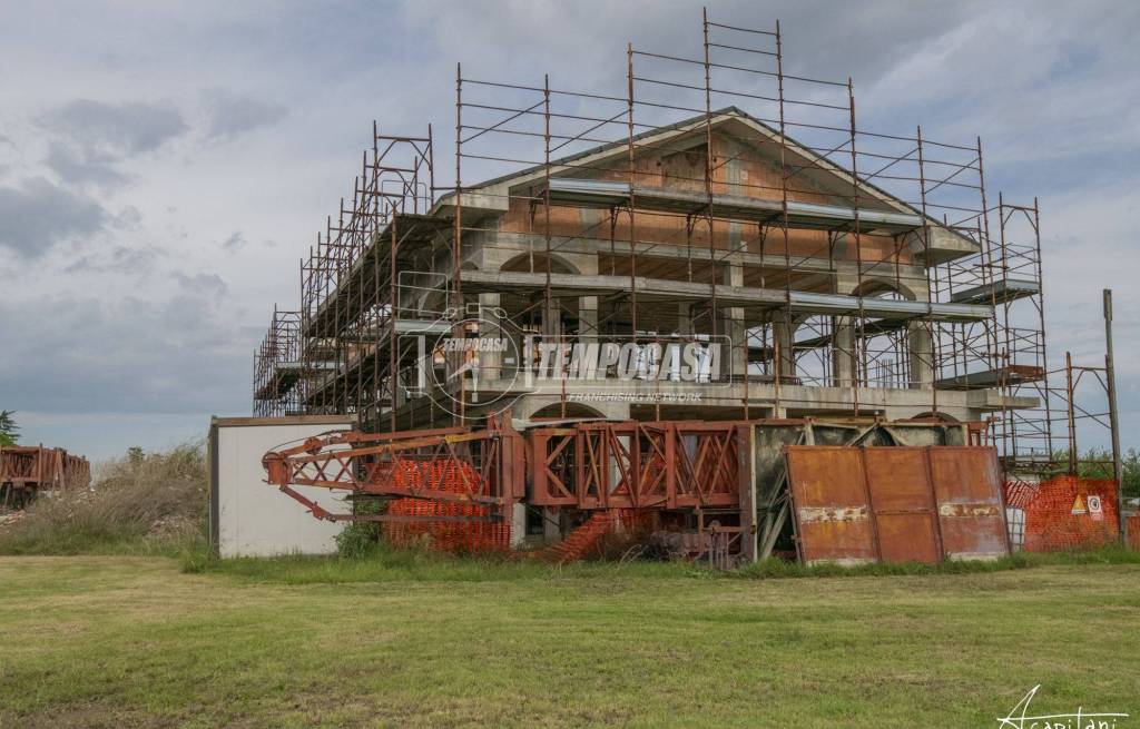 casa indipendente in vendita a Cesena in zona Calabrina
