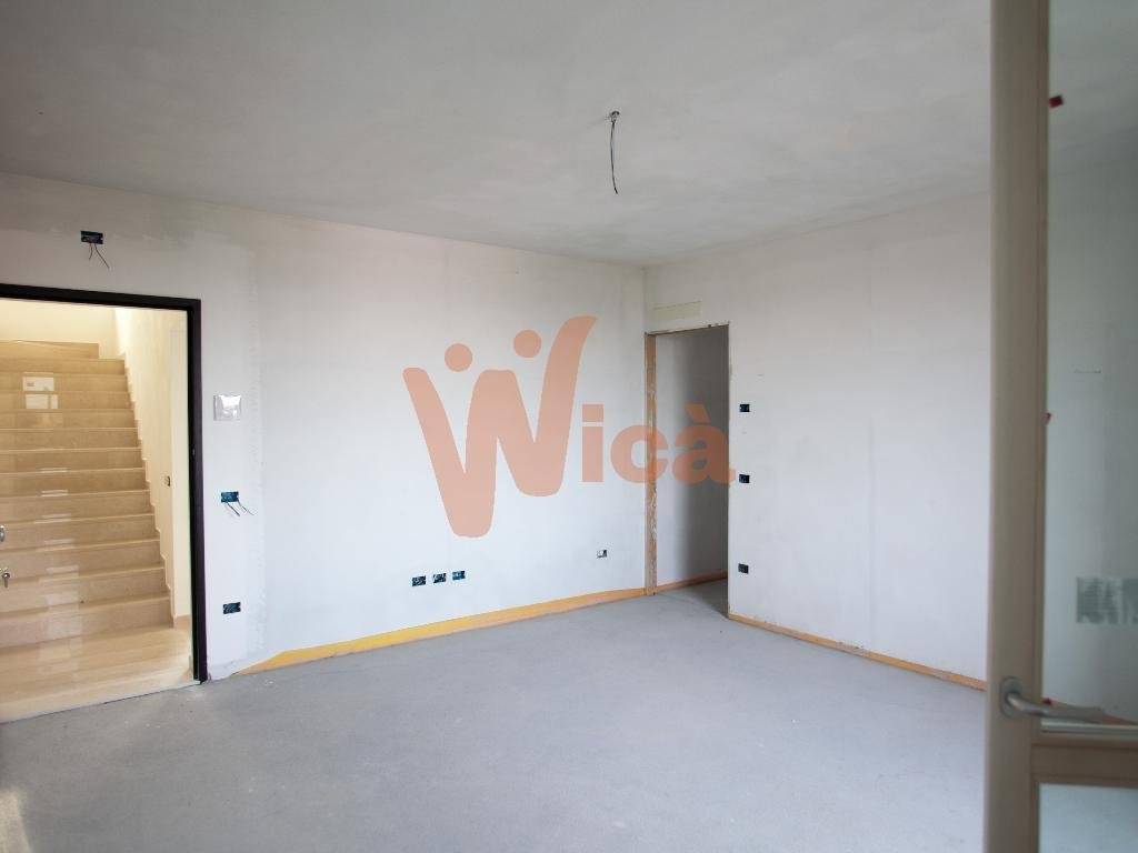 appartamento in vendita a Cesena in zona Calisese