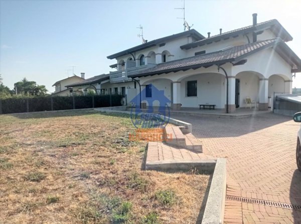casa indipendente in vendita a Cesena in zona Rio Marano