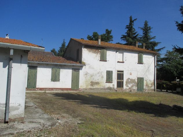 casa indipendente in vendita a Cesena in zona San Vittore