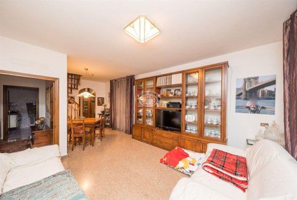 casa indipendente in vendita a Cesena in zona Calabrina
