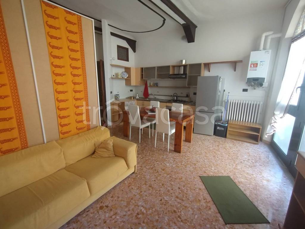 appartamento in vendita a Cesena in zona Centro Storico