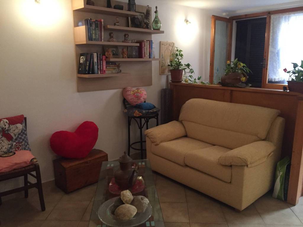 casa indipendente in vendita a Cesena in zona Centro Storico