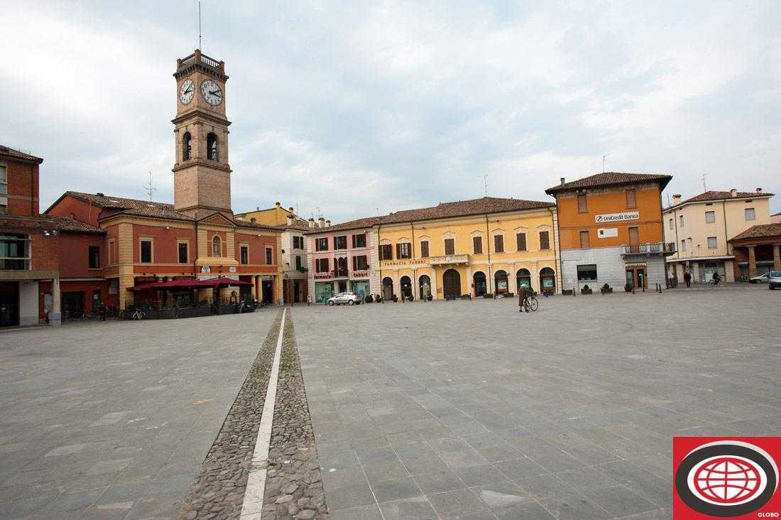negozio in vendita a Cesena in zona Centro Storico
