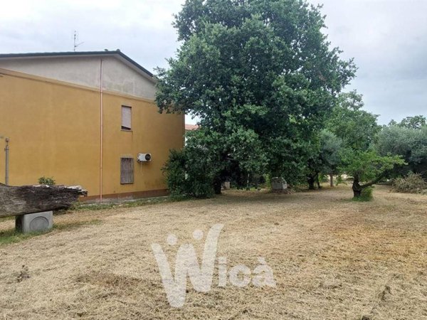 casa indipendente in vendita a Cesena in zona Diegaro/Capocolle