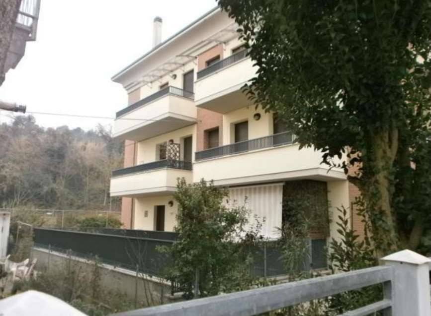 appartamento in vendita a Cesena in zona Centro Storico