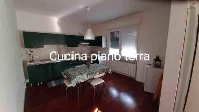 casa indipendente in vendita a Cesena in zona Torre del Moro