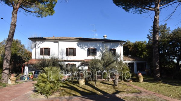 casa indipendente in vendita a Cesena