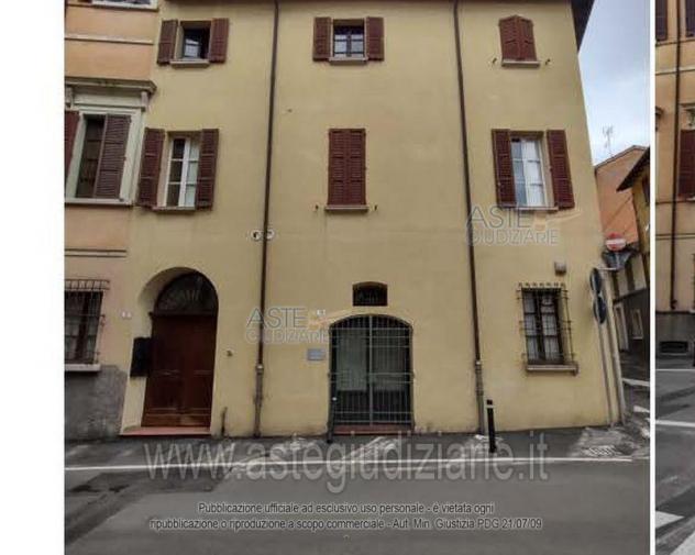 negozio in vendita a Cesena