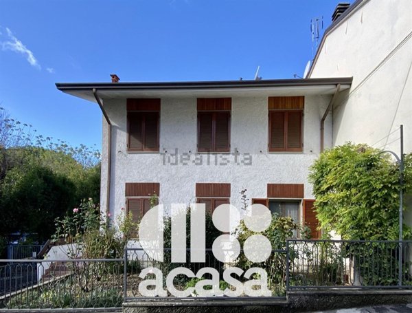 casa semindipendente in vendita a Cesena in zona Cesuola
